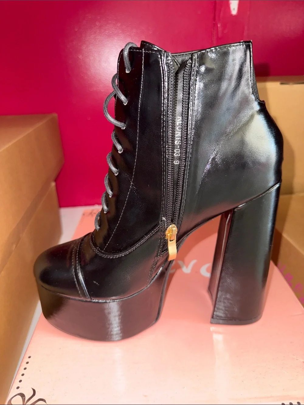 PAZZO Black Platform Lace-Up Ankle Boots